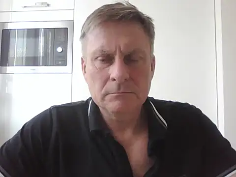 Snapshot of johnnym1 chatting on March 21, 1:01 pm johnnym1 online show from March 21, 1:01 pm