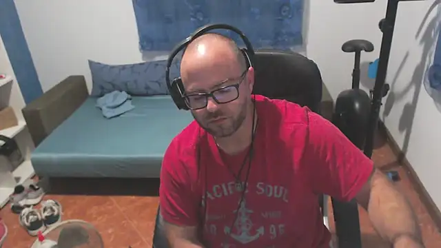 Snapshot of ravingr4d4 chatting on September 14, 10:34 pm ravingr4d4 online show from September 14, 10:34 pm
