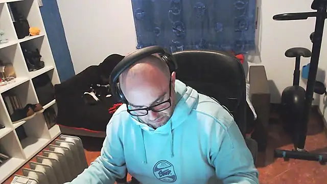 Snapshot of ravingr4d4 chatting on February 24, 9:41 pm ravingr4d4 online show from February 24, 9:41 pm