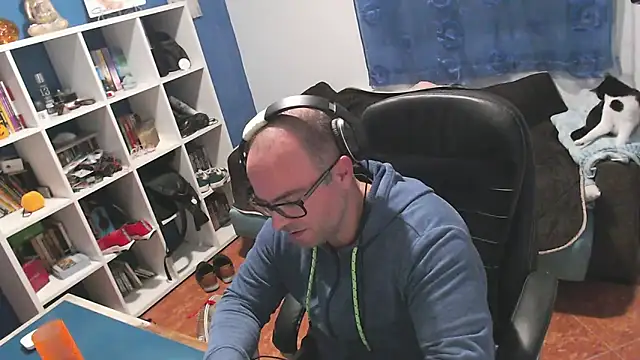 Snapshot of ravingr4d4 chatting on November 1, 10:03 pm ravingr4d4 online show from November 1, 10:03 pm