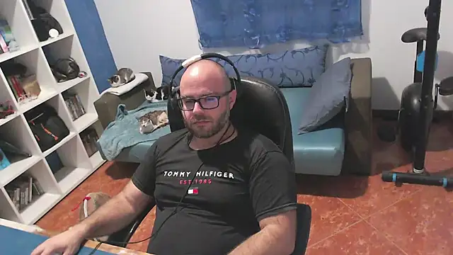 Snapshot of ravingr4d4 chatting on October 19, 9:29 pm ravingr4d4 online show from October 19, 9:29 pm