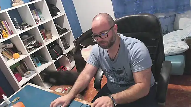 Snapshot of ravingr4d4 chatting on October 27, 11:07 pm ravingr4d4 online show from October 27, 11:07 pm