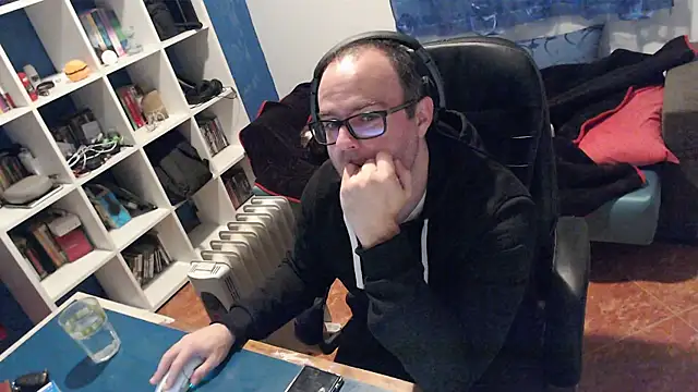Snapshot of ravingr4d4 chatting on January 14, 10:23 pm ravingr4d4 online show from January 14, 10:23 pm