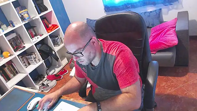 ravingr4d4 online show from June 18, 8:16 am
