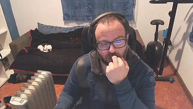 Snapshot of ravingr4d4 chatting on February 13, 10:22 pm ravingr4d4 online show from February 13, 10:22 pm