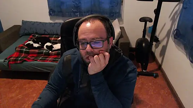 Snapshot of ravingr4d4 chatting on January 26, 3:14 pm ravingr4d4 online show from January 26, 3:14 pm