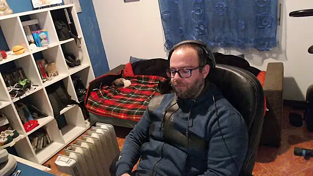 Snapshot of ravingr4d4 chatting on January 29, 9:50 pm ravingr4d4 online show from January 29, 9:50 pm