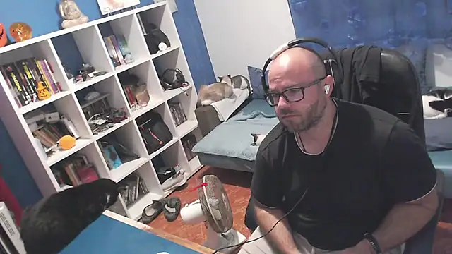 Snapshot of ravingr4d4 chatting on October 20, 9:30 pm ravingr4d4 online show from October 20, 9:30 pm