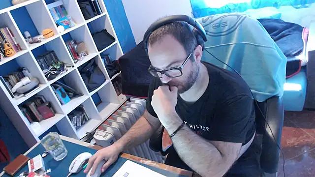 Snapshot of ravingr4d4 chatting on February 3, 10:36 am ravingr4d4 online show from February 3, 10:36 am