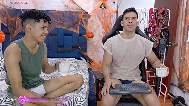 Snapshot of JoseRumbero26 chatting on October 15, 12:24 pm JoseRumbero26 online show from October 15, 12:24 pm