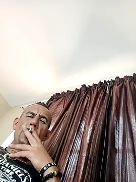 Bbboy42 online show from December 4, 9:40 am