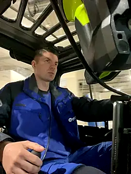 Ricoleckt online show from October 17, 5:50 pm