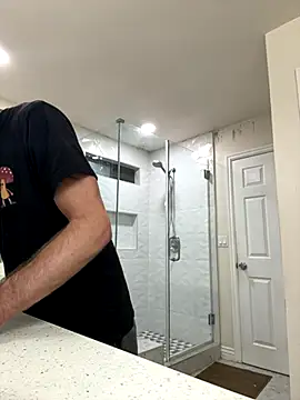 El Gizmo online show from November 3, 1:21 am