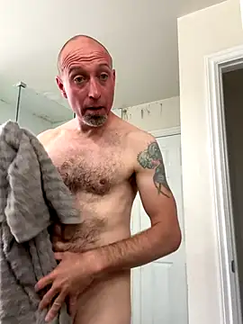 El Gizmo online show from October 23, 5:49 pm