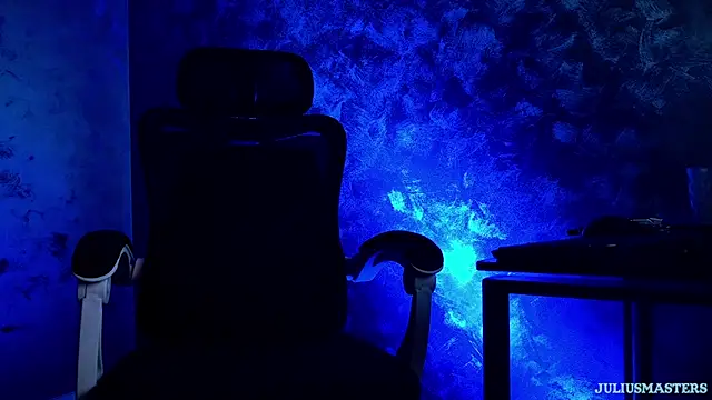 juliusmasters online show from February 3, 6:40 am