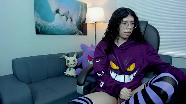 Snapshot of Angel_Dust18 chatting on October 6, 3:06 pm Angel Dust18 online show from October 6, 3:06 pm