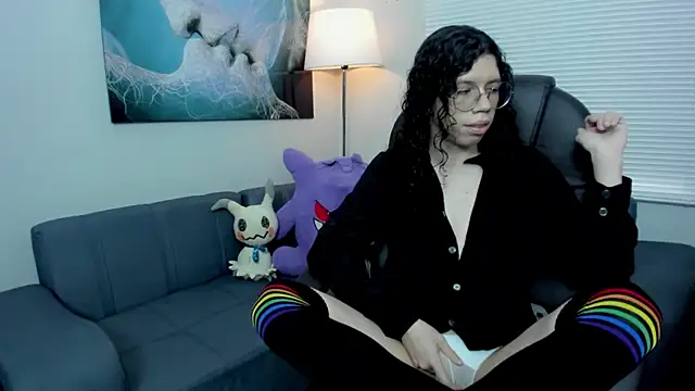 Snapshot of Angel_Dust18 chatting on September 19, 3:12 pm Angel Dust18 online show from September 19, 3:12 pm