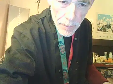 Snapshot of DaddyQuimHot chatting on December 15, 12:18 am DaddyQuimHot online show from December 15, 12:18 am