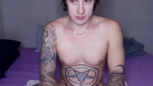 Snapshot of baphomet_from_ice chatting on September 21, 6:19 pm baphomet from ice online show from September 21, 6:19 pm