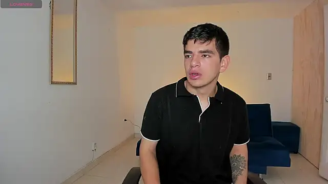 Snapshot of Ares_Johnson chatting on September 29, 11:41 am Ares Johnson online show from September 29, 11:41 am