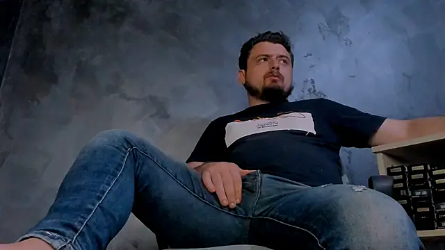 Master Mark Wayne online show from April 19, 6:10 pm