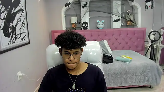 boylittle19cm online show from October 24, 1:02 pm