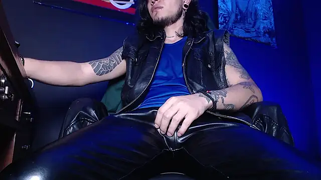 Dicaprioo  online show from March 25, 7:23 am