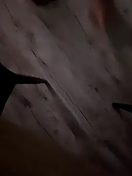 Snapshot of Szeltolo001 chatting on October 20, 1:53 am Szeltolo001 online show from October 20, 1:53 am