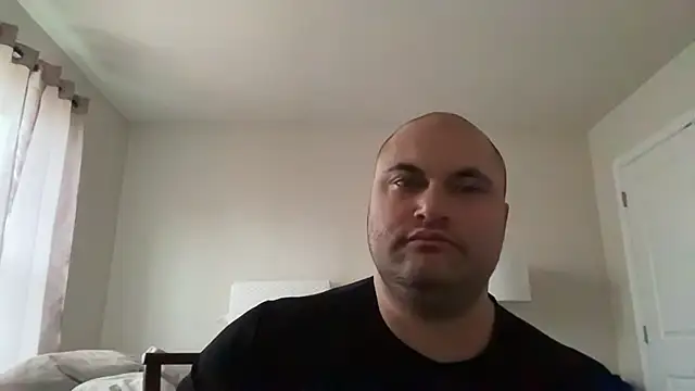 Snapshot of SluggishChase99 chatting on February 25, 3:16 pm SluggishChase99 online show from February 25, 3:16 pm