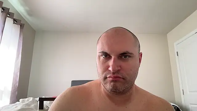 SluggishChase99 online show from April 14, 3:11 pm