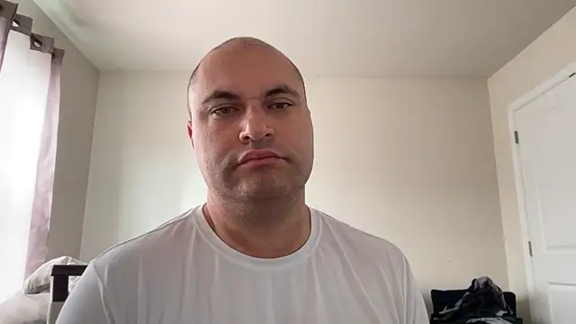 SluggishChase99 online show from April 18, 1:12 pm