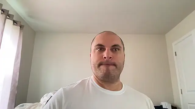 SluggishChase99 online show from March 19, 3:04 pm