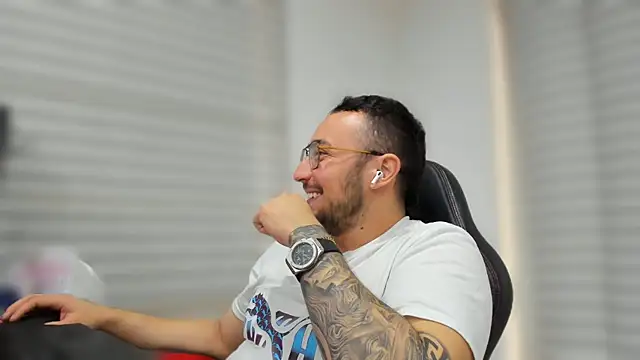 Max-steel online show from March 6, 3:56 pm