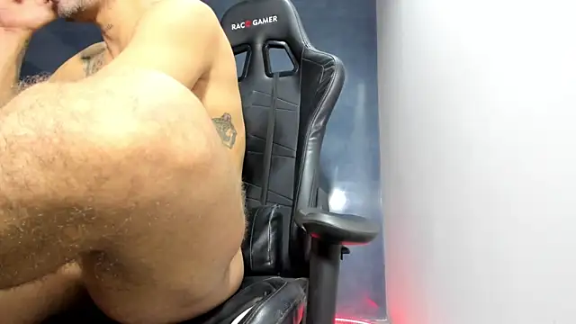 Bryan Bronx online show from December 11, 1:07 am