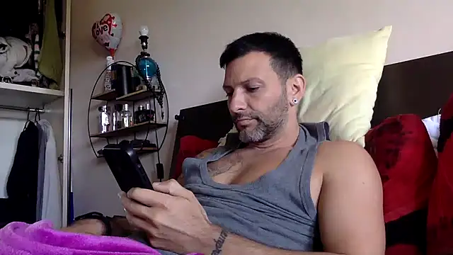 goroasroma90 online show from April 10, 1:18 pm