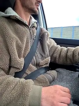 Zeefy online show from March 27, 9:32 am