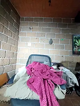 Pitudo20cmm online show from October 31, 5:42 am