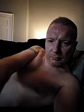 walker1979 online show from December 19, 10:17 pm