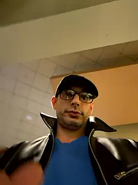 hailzeffn online show from April 27, 5:04 am