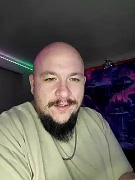 Snapshot of Spunonymous chatting on January 29, 3:44 am Spunonymous online show from January 29, 3:44 am