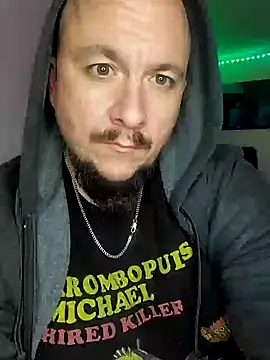 Snapshot of Spunonymous chatting on January 6, 10:24 am Spunonymous online show from January 6, 10:24 am