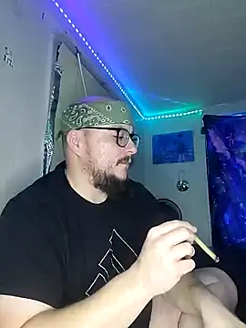 Snapshot of Spunonymous chatting on February 7, 1:58 am Spunonymous online show from February 7, 1:58 am