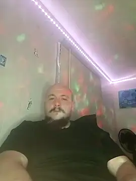 Snapshot of Spunonymous chatting on December 21, 5:03 am Spunonymous online show from December 21, 5:03 am