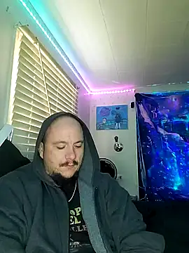 Snapshot of Spunonymous chatting on January 10, 1:41 pm Spunonymous online show from January 10, 1:41 pm