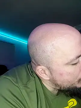 Snapshot of Spunonymous chatting on February 1, 6:43 am Spunonymous online show from February 1, 6:43 am