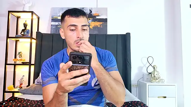 muscle ares online show from April 27, 12:07 am