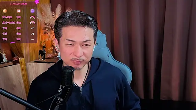 HARU-outdoor-x online show from November 10, 2:22 pm