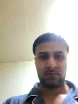 Snapshot of Fucklover011 chatting on October 26, 1:29 am Fucklover011 online show from October 26, 1:29 am