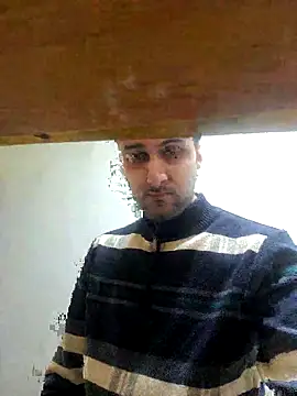 Snapshot of Fucklover011 chatting on November 2, 1:21 am Fucklover011 online show from November 2, 1:21 am