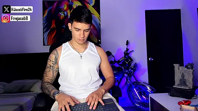 Snapshot of jacob_firexx chatting on December 18, 2:32 am jacob firexx online show from December 18, 2:32 am